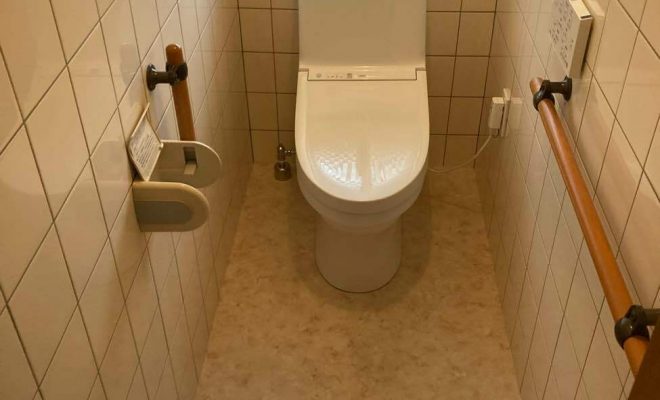 丹波市 お手洗い床の施工例です!