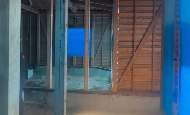 加東市リノベモデル展示場工事中‼