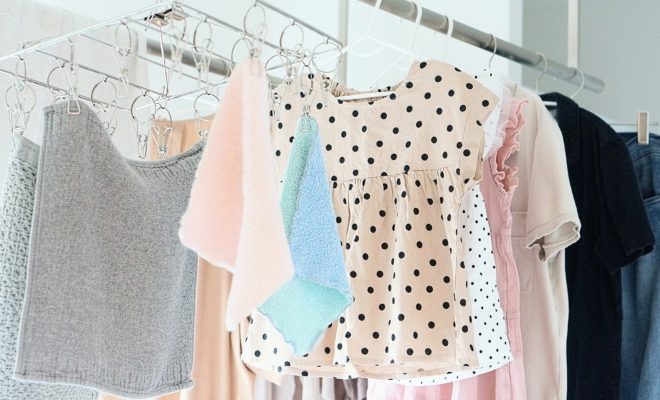 部屋干しのメリットとデメリットは?部屋干し(室内干し)の最適な場所とコツをご紹介!