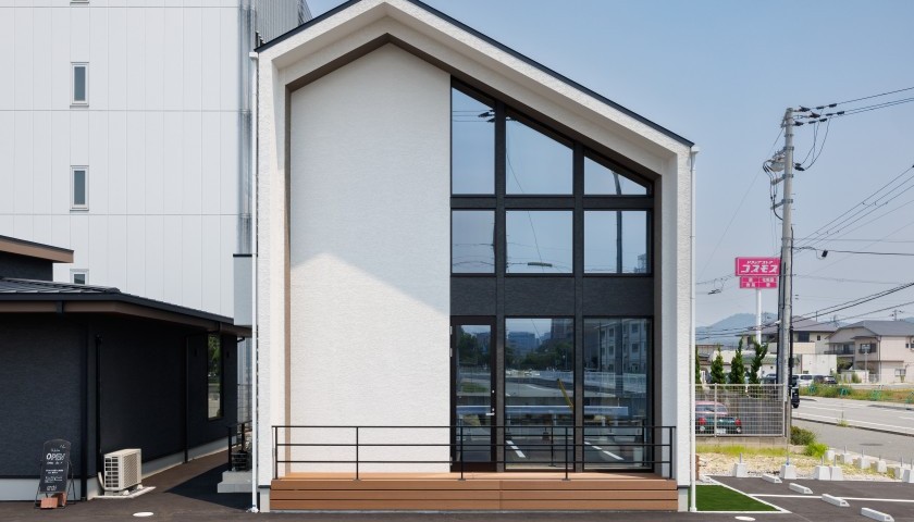 姫路店2階建てリノベーション展示場