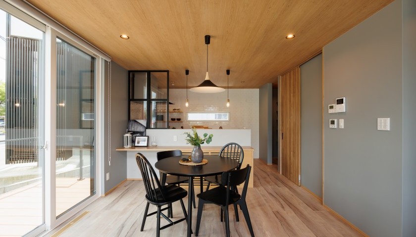 丹波店2階建てリノベーション展示場