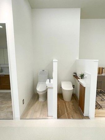 トイレも実際に見比べることができます。