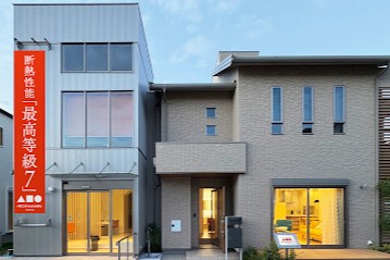 リノベ登美ヶ丘店